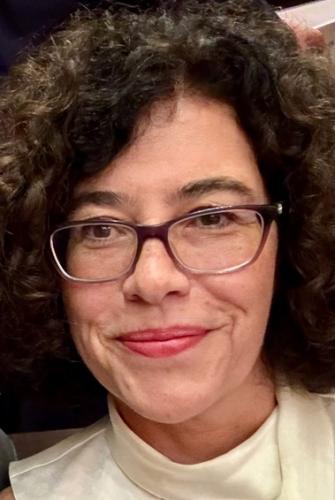 Almudena R Ramiro Almudena R Ramiro